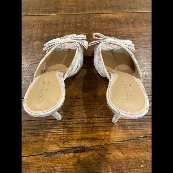 Born on Fifth Floral Bow Antonio Melani - Picture 7 of 14